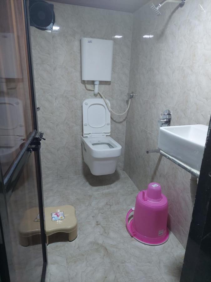 Asra Dormitory For Male And Female Βομβάη Εξωτερικό φωτογραφία