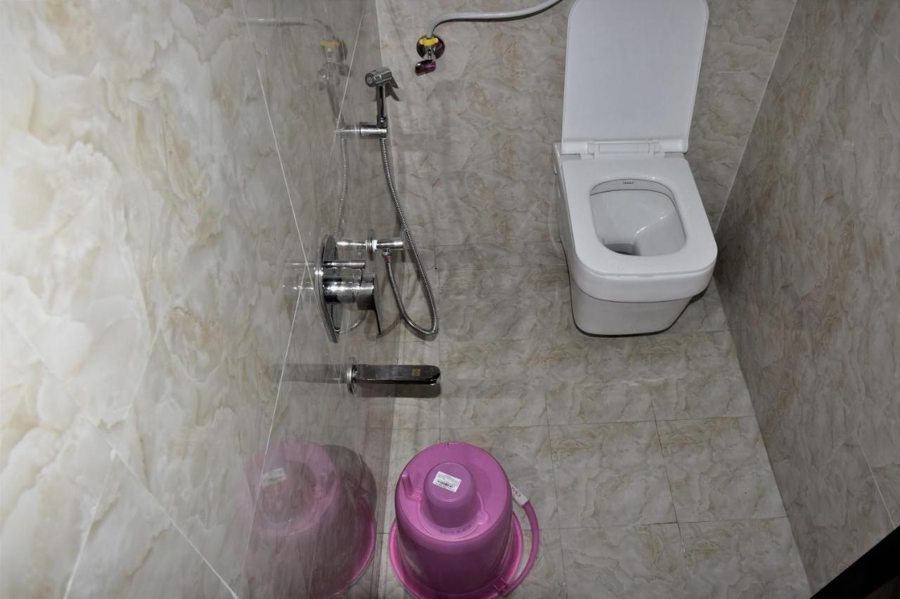 Asra Dormitory For Male And Female Βομβάη Εξωτερικό φωτογραφία